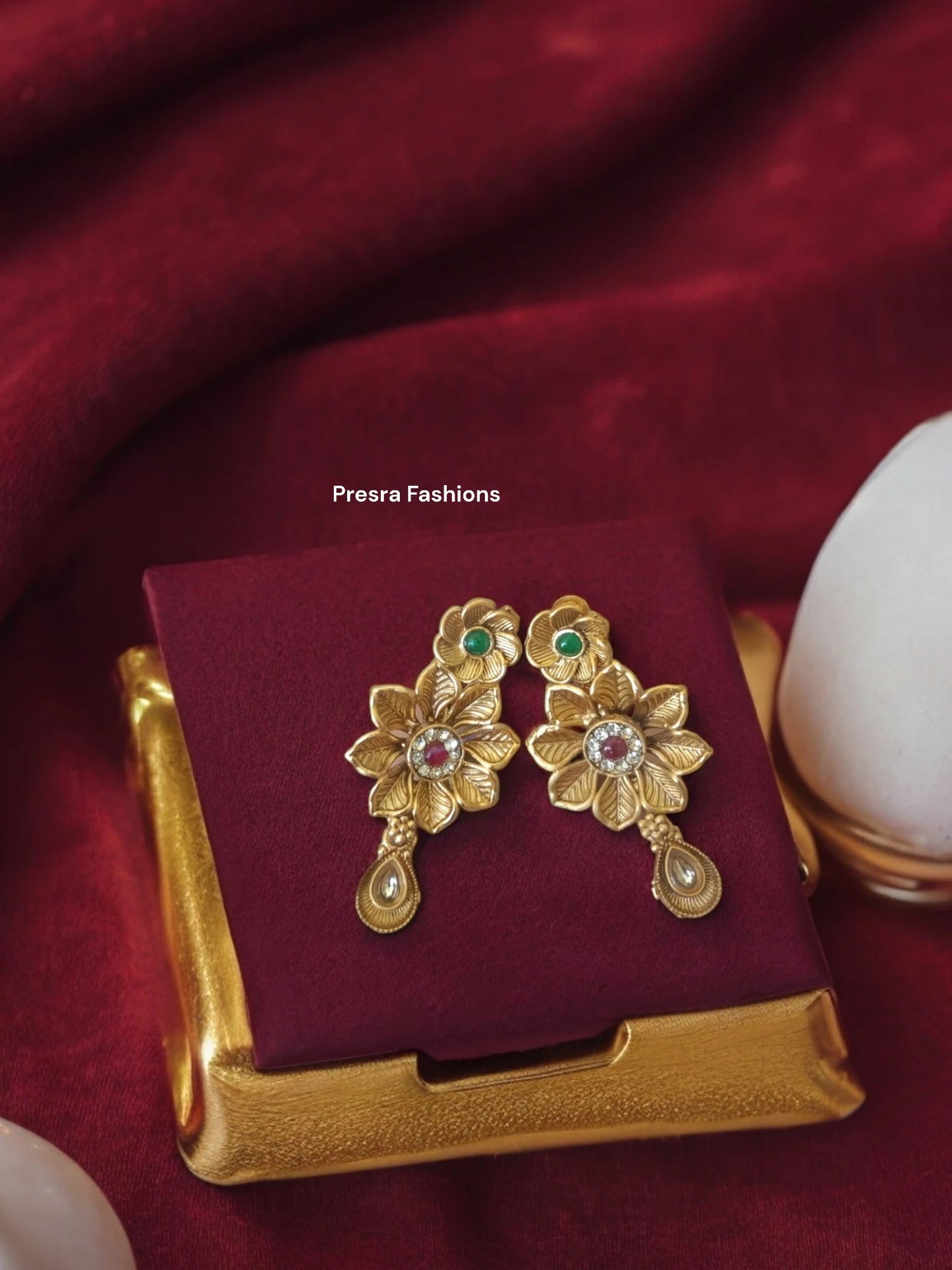 Rajwadi Choker Set Flowery design with Polki CH05- Presra Fashionss